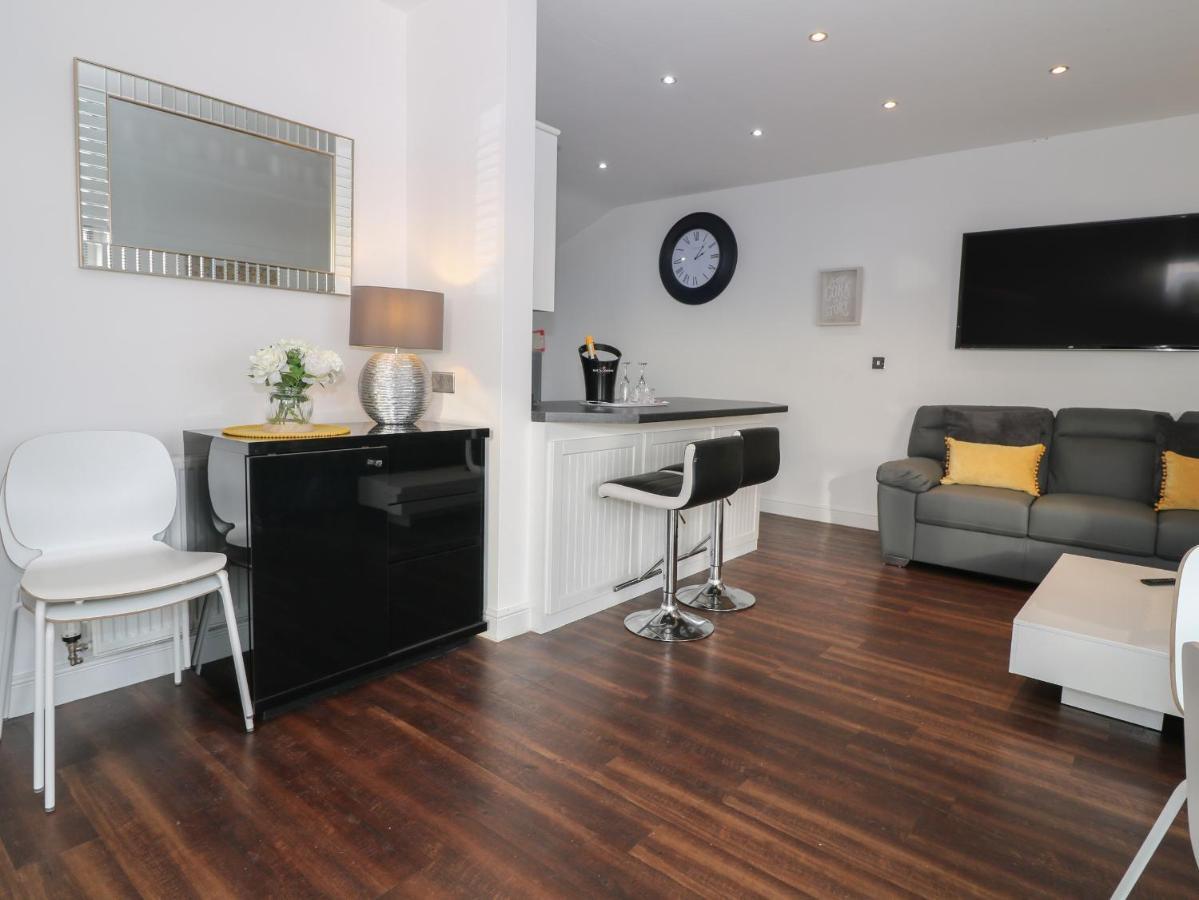 8 Marina View Villa Pwllheli Exteriör bild